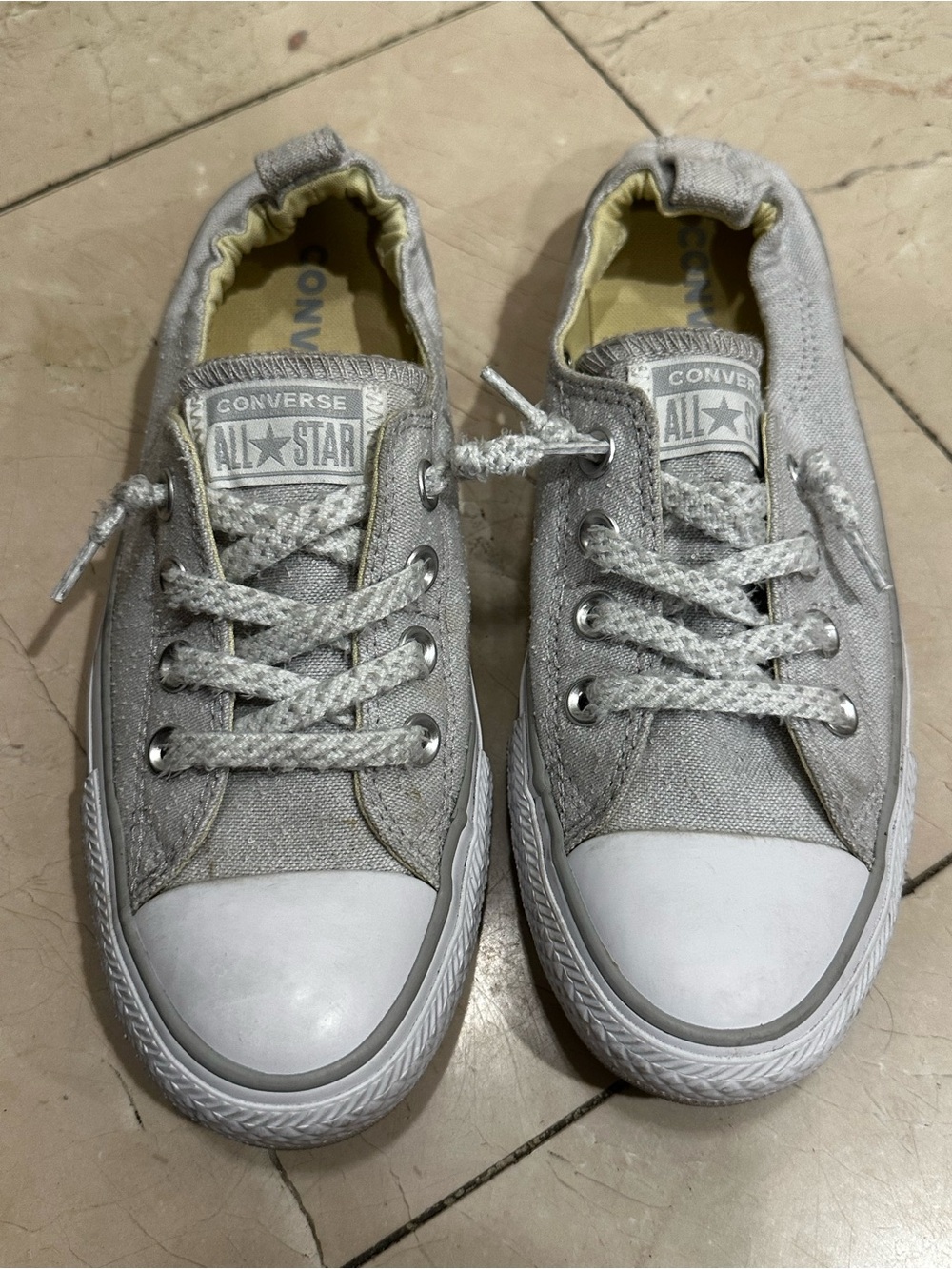 Converse Kids Low Top Sneakers in Light Gray